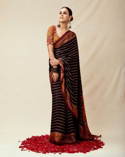 Genelia Deshmukh Saree Look Photos