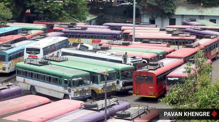 १९३९ साली मोटार वाहन कायदा आला. त्यानंतर या कारभाराला थोडी-फार शिस्त आली. एखाद्या विशिष्ट भागात वाहतूक करणाऱ्या वाहतूकदारांना त्यांची संघटना करण्यास सांगण्यात आले. त्यामुळे पूर्वीपेक्षा प्रवाशांची सोय झाली. कारण वेळापत्रक, निश्चित भाडे, थांबे आदी गोष्टी ठरवण्यात आल्या. वाहकही नेमण्यात आले. हे सगळे १९४८पर्यंत चालले.