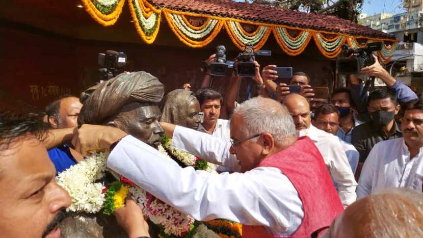 महात्मा फुले यांच्या स्मृतीदिनानिमित्त पुण्यातील समता भूमी, फुले वाडा येथे छत्तीसगडचे मुख्यमंत्री भूपेश बघेल हे प्रमुख पाहुणे म्हणून उपस्थित राहिले.