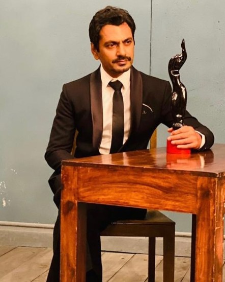 या चित्रपटासाठी त्याला ४९ व्या आंतरराष्ट्रीय एमी पुरस्कार २०२१ मधील सर्वोत्कृष्ट अभिनेता हे नामांकन मिळाले आहे. त्यामुळे तो चर्चेत आला आहे. यानिमित्ताने नवाजुद्दीने त्याच्या बॉलिवूडमधील प्रवासाबद्दल सांगितले आहे