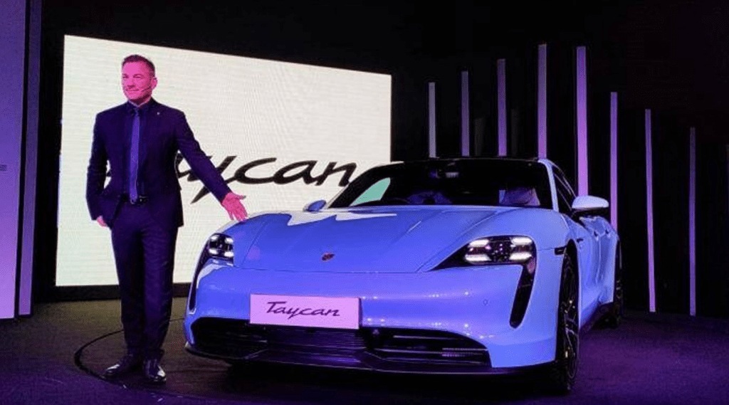 Porshe_Taycan_Car