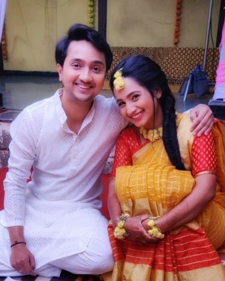Sajiri Mau Shaunak Marriage Mulgi Zali Ho Photos