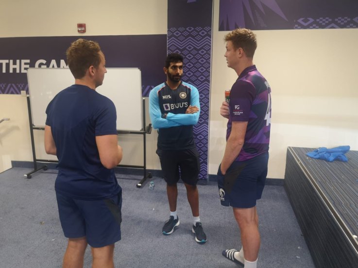Scotland players visit Indian dressing room
