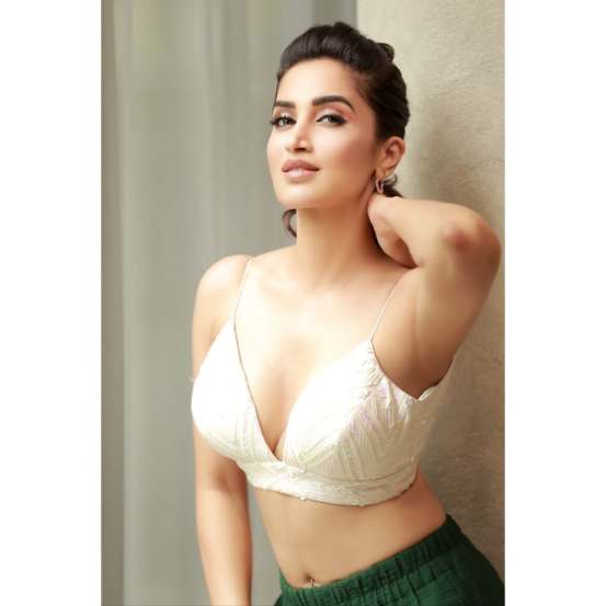 Smita Gondkar Hot Look Photos