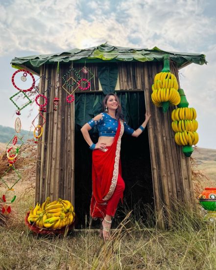 Sonalee Kulkarni Usha Kelewali Pandu Movie