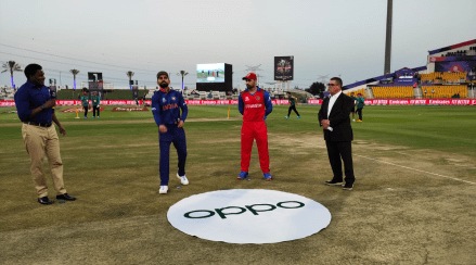 Virat_Toss