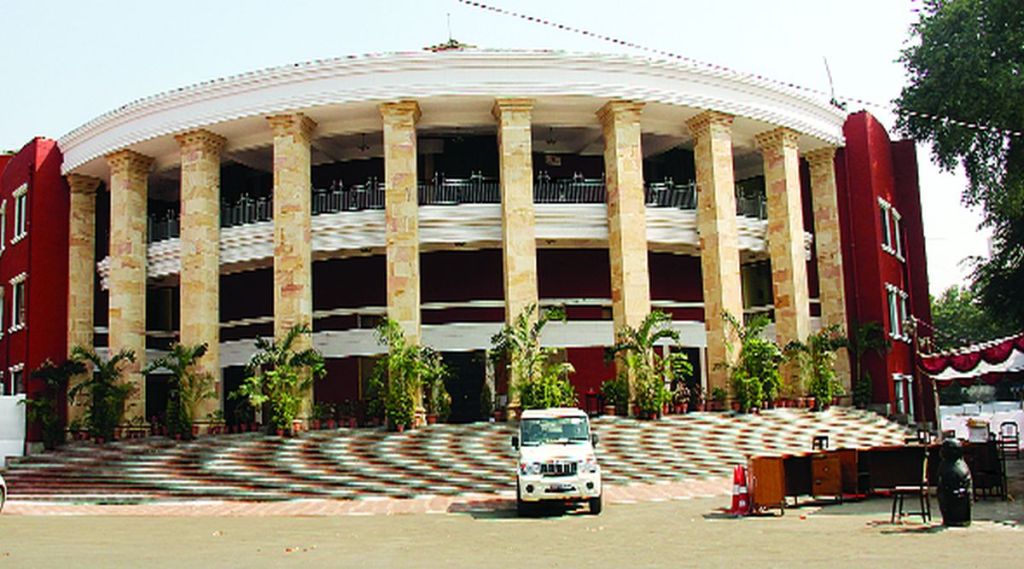 हिवाळी अधिवेशनावर आचारसंहितेचे सावट