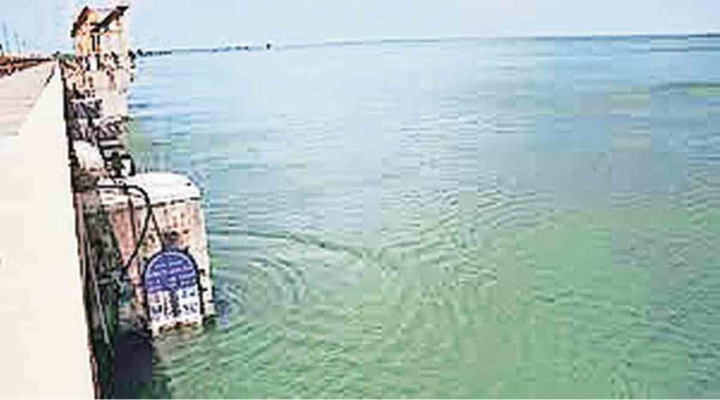 सोलापूरच्या समांतर जलवाहिनी योजनेचा खेळखंडोबा