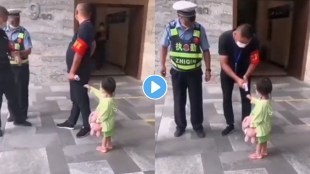 toddler-reminds-corona-protocol