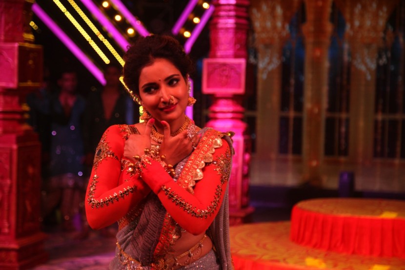 Aai Kuthe Kay Karte Sanjana Rupali Bhosle Star Pravah Dhum Dhadaka 2022