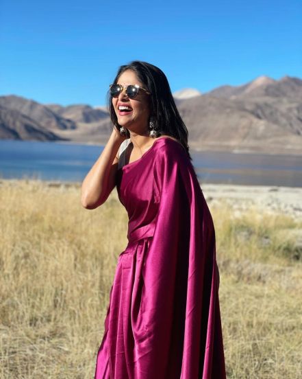 Akshaya Deodhar Host Upcoming Comedy Show