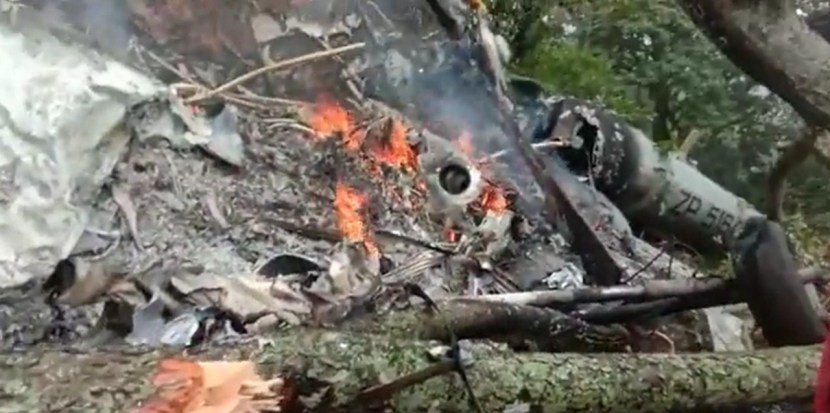 ४ वाजून ४३ मिनिटं - लष्करप्रमुख जनरल नरवणे बिपिन रावत यांच्या घरी पोहोचले