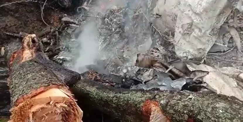 ४ वाजून ५३ मिनिटं - हेलिकॉप्टर दुर्घटनेत १४ पैकी १३ जणांचा मृत्यू झाल्याची माहिती देण्यात आली. डीएनए चाचणी करुन मृतदेहांची ओळख पटवली जाईल असं सांगण्यात आलं.