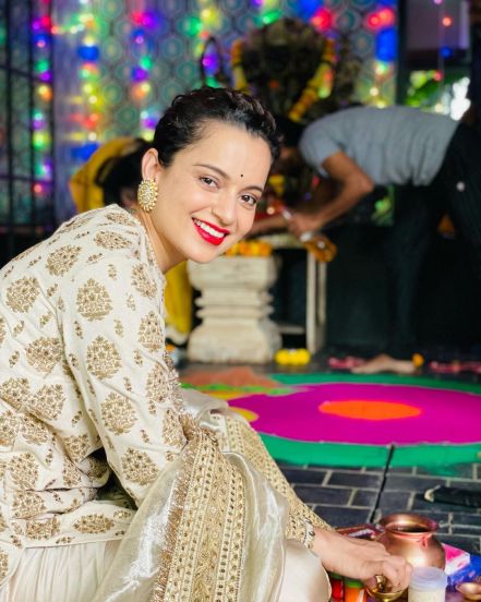 अभिनेत्री कंगना रणौत ही नेहमीच तिच्या वादग्रस्त वक्तव्यामुळे चर्चेत असते.