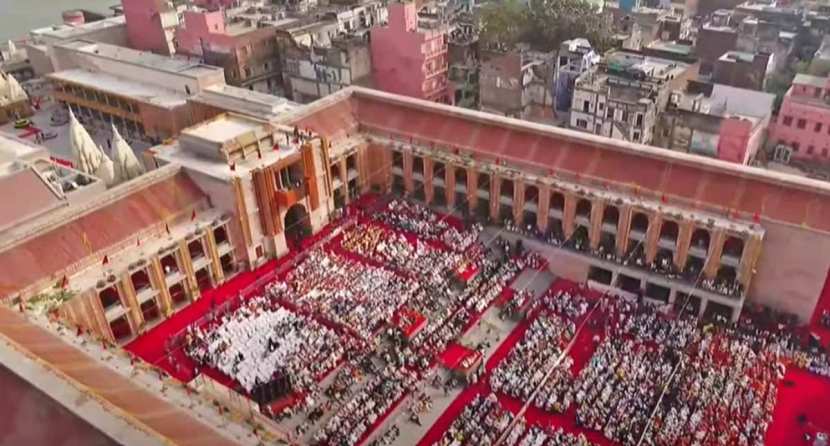 काशीत स्वतः अन्नपूर्णा माता आहे. काशीतून चोरलेली अन्नपूर्णा मातेची मूर्ती एका शतकानंतर आता पुन्हा काशीत आणली जाणार आहे : नरेंद्र मोदी