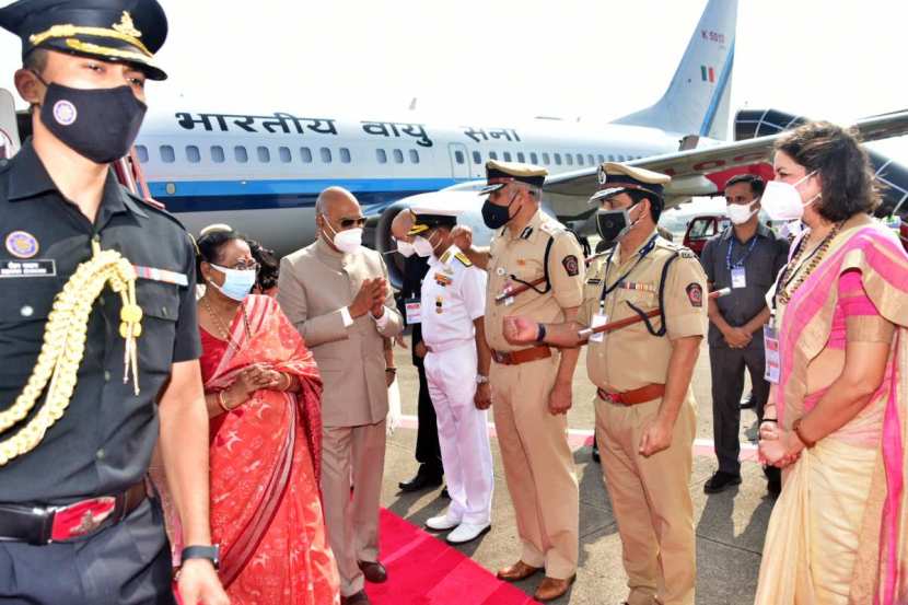 यावेळी वरिष्ठ पोलीस अधिकारी देखील हजर होते.