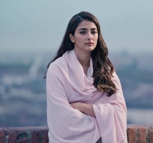 radhe shyam trailer pooja hegde prabhas intimate scene goes viral from romantic love drama