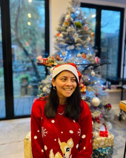 Sonalee Kulkarni Christmas 2021 Celebration