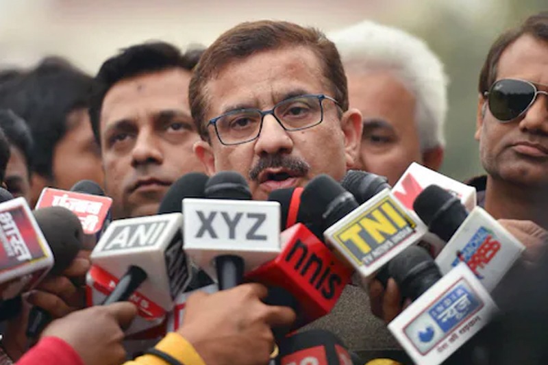 २०१४ मध्ये आझम खान यांच्यामुळे ते पुन्हा चेअरमनपदी विराजमान झाले. यावेळी कल्बे जव्वाद यांनी सपा सरकारविरोधात मोर्चा काढला होता.