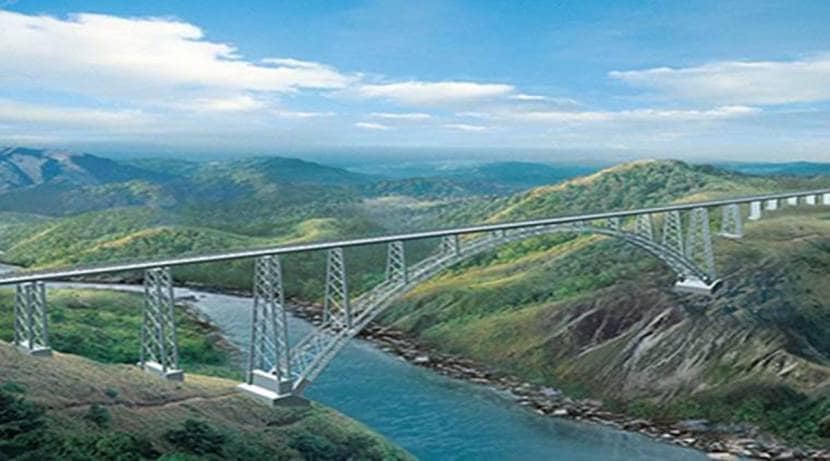भारतीय रेल्वे मंत्रालयाने चिनाब नदीवरील जगातील सर्वात मोठ्या आर्क ब्रिजचा फोटो पोस्ट केला आहे.