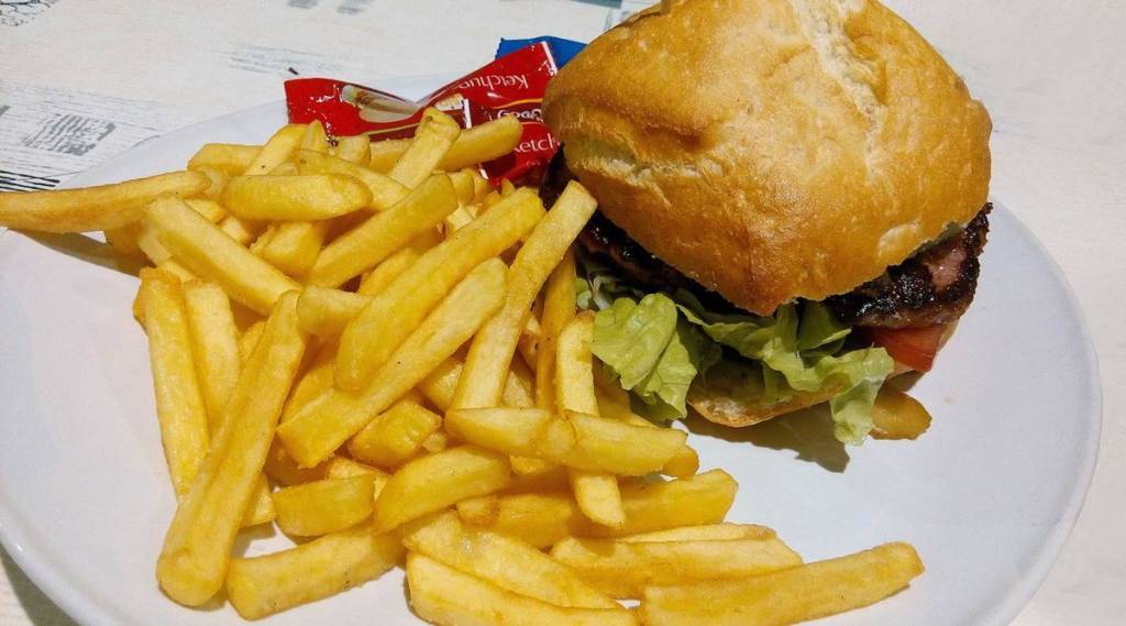 health-tips-avoid-food-before-sleeping