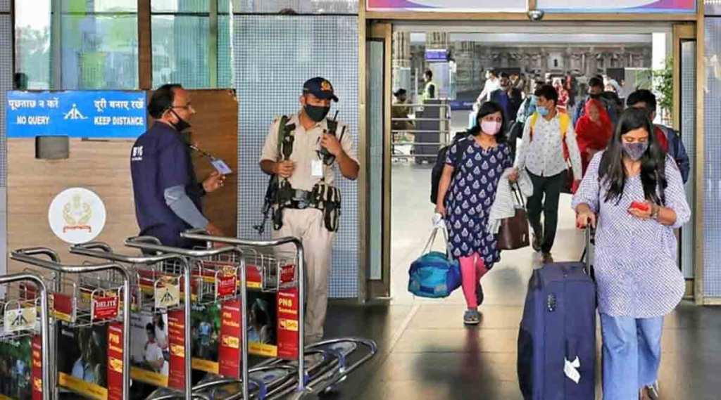 राज्यात ‘ओमायक्रॉन’चा पहिला रुग्ण ; डोंबिवलीत बाधित आढळल्याने चिंतेत वाढ; देशातील रुग्णसंख्या चारवर राज्यात ‘ओमायक्रॉन’चा पहिला रुग्ण ; डोंबिवलीत बाधित आढळल्याने चिंतेत वाढ; देशातील रुग्णसंख्या चारवर