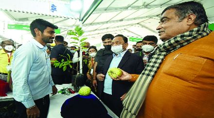 ‘अॅग्रोव्हीजन’साठी वर्धा मार्गावर चार एकर जागा ‘अॅग्रोव्हीजन’साठी वर्धा मार्गावर चार एकर जागा