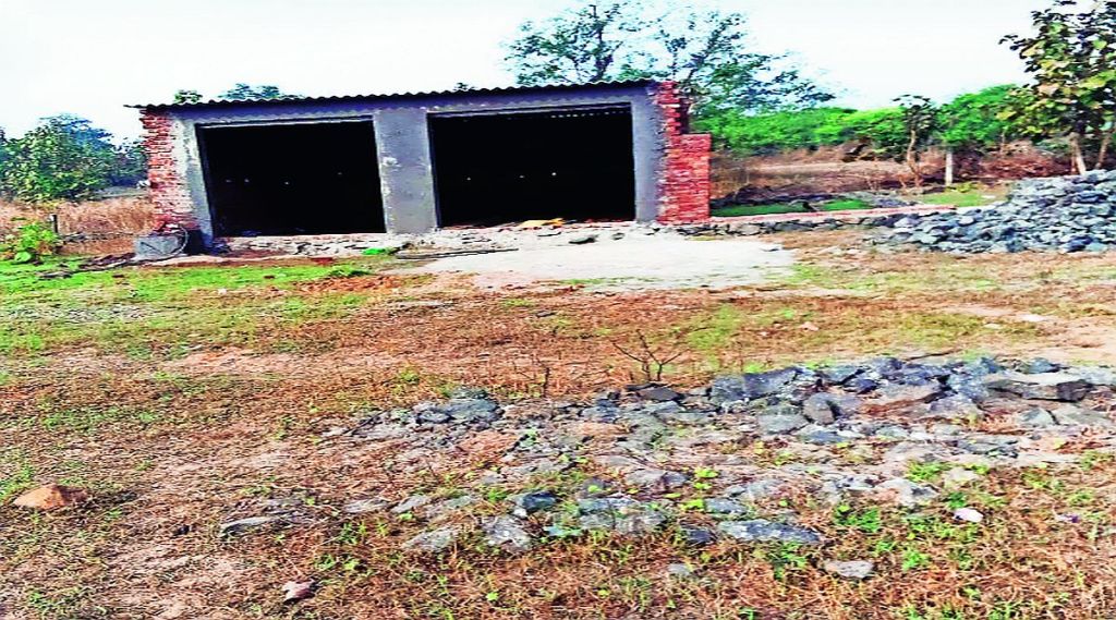 कासामध्ये अनधिकृत चाळी