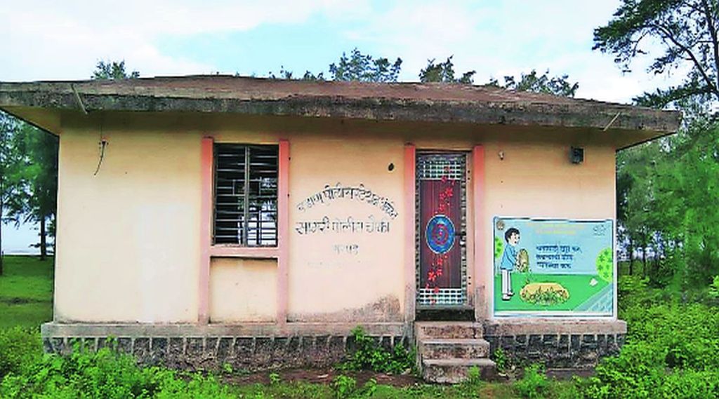 मनुष्यबळाअभावी नरपड सागरी पोलीस चौकी रिकामीच मनुष्यबळाअभावी नरपड सागरी पोलीस चौकी रिकामीच