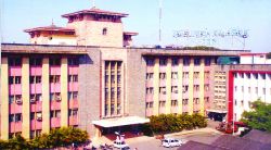 शहरात राजकीय घमासान