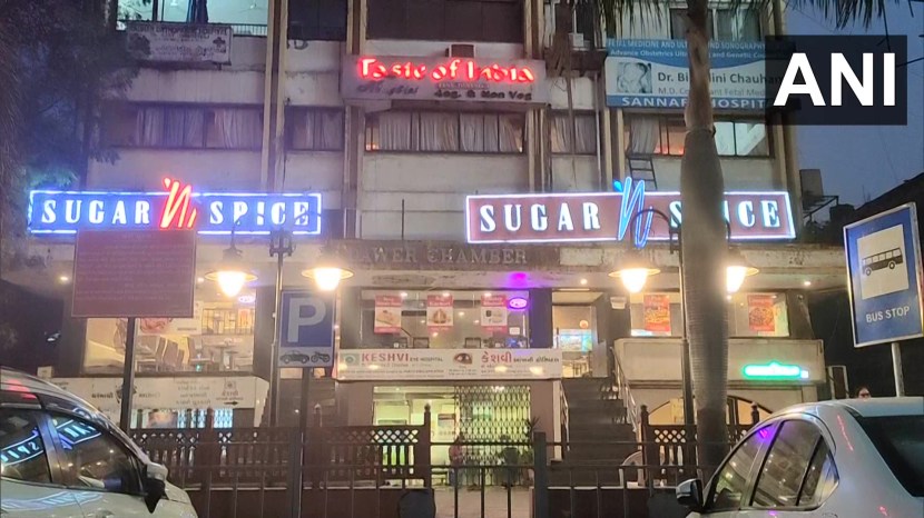 (फोटो सौजन्य - एएनआय आणि व्हिडीओतून घेतलेले स्क्रिनशॉट)