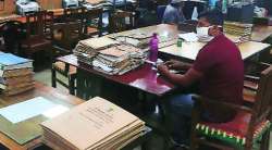 प्रश्न लोकसेवकांच्या उत्तरदायित्वाचा