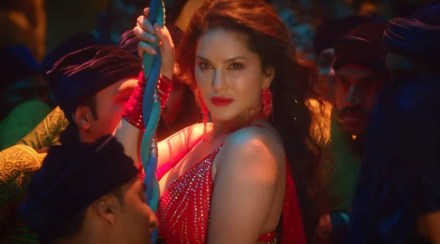 sunny leone, madhuban me radhika, sunny leone song, sunny leone dance, priests protest against the song, सनी लिओनी, मधुबन में राधिका, सनी लिओनी डान्स, सनी लिओनी इन्स्टाग्राम