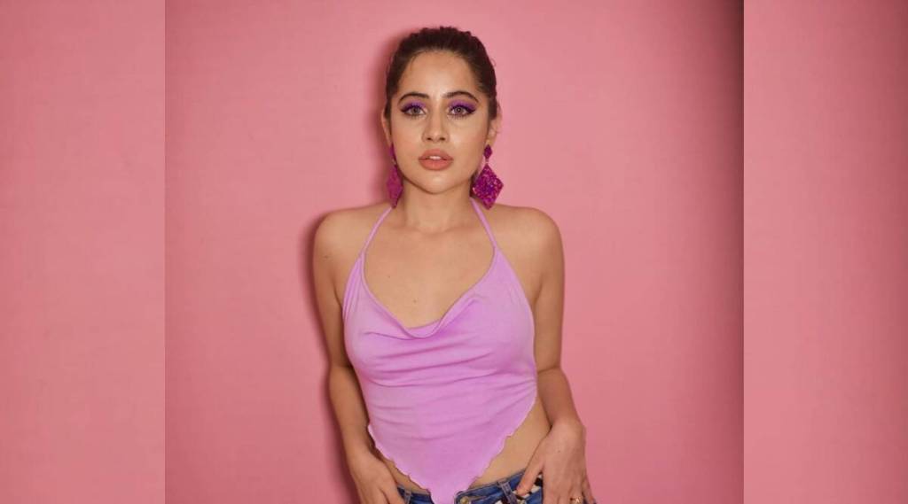 urfi javed, urfi javed instagram, urfi javed fashion, urfi javed video, उर्फी जावेद, उर्फी जावेद इन्स्टाग्राम, उर्फी जावेद ड्रेस, बॉलिवूड न्यूज, मराठी बातम्या