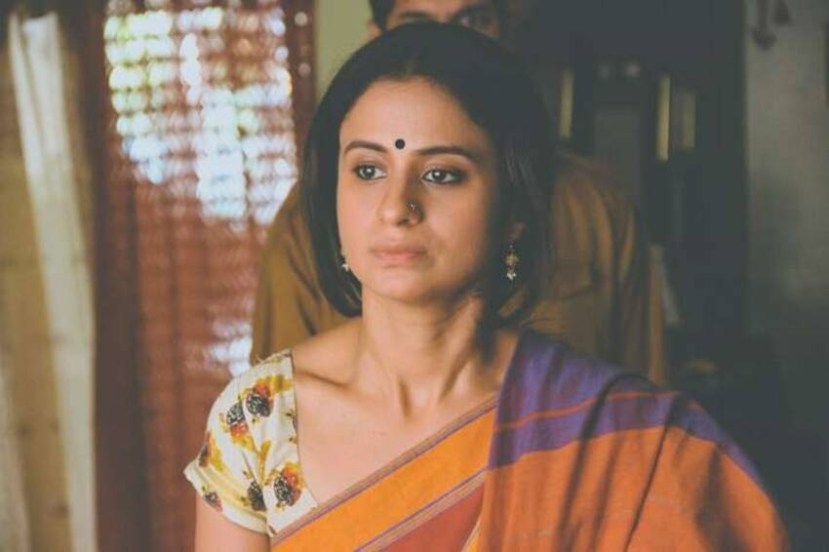 अभिनेत्री रसिका दुग्गलही मिर्झापूरमधील तिच्या बोल्ड सीन्समुळे चर्चेत होती.