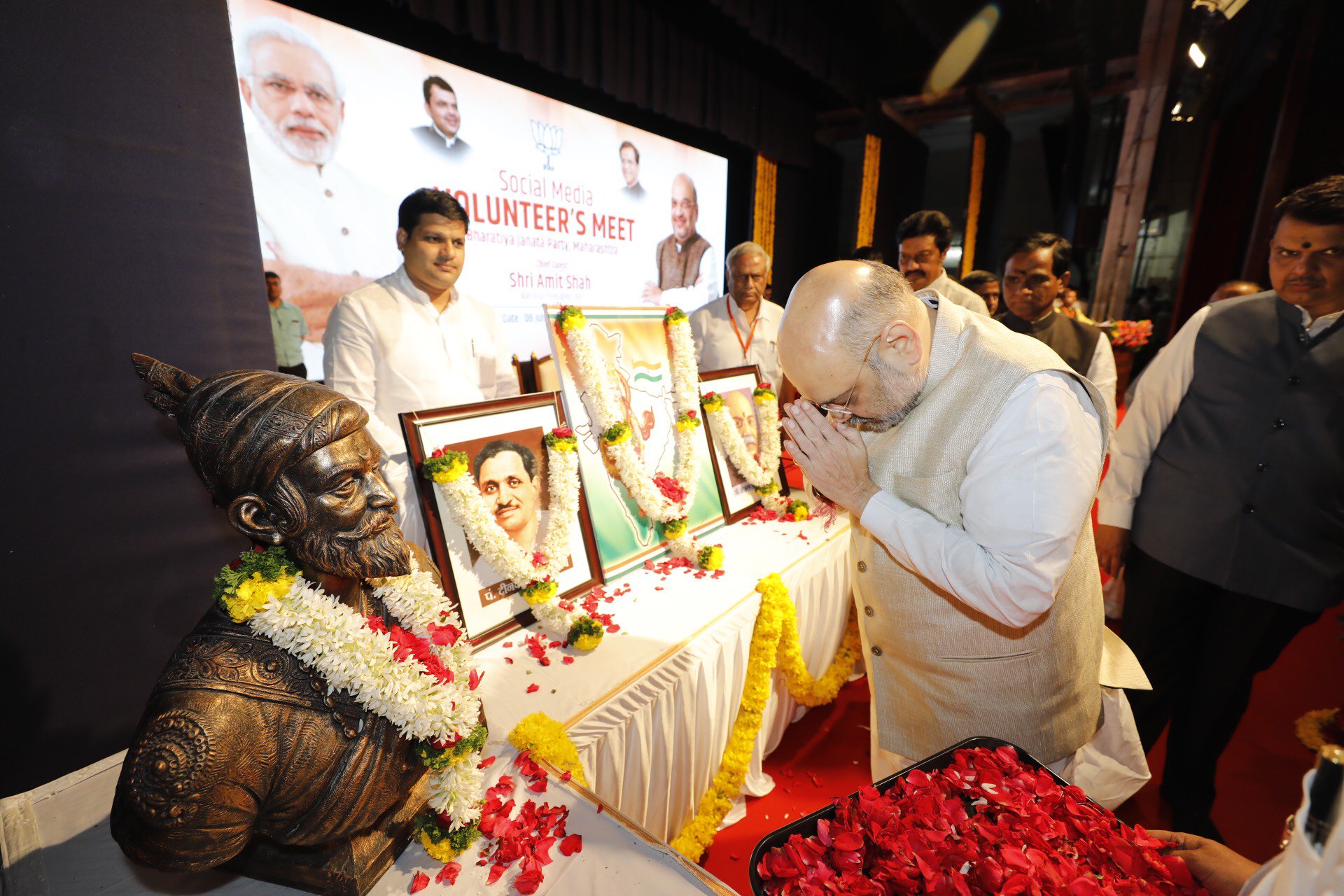 amit shah wrote book on chhatrapati shivaji maharaj and loves maratha history 