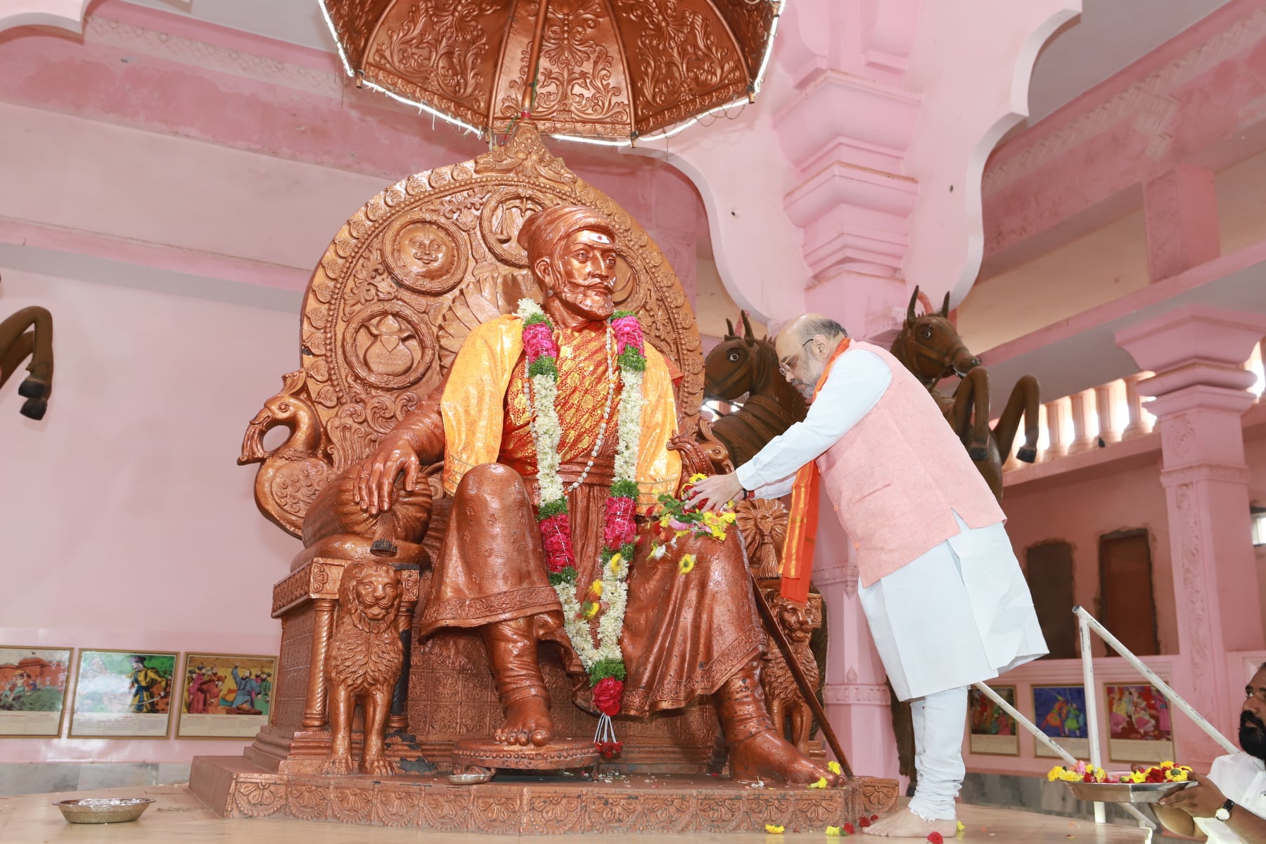 amit shah wrote book on chhatrapati shivaji maharaj and loves maratha history 