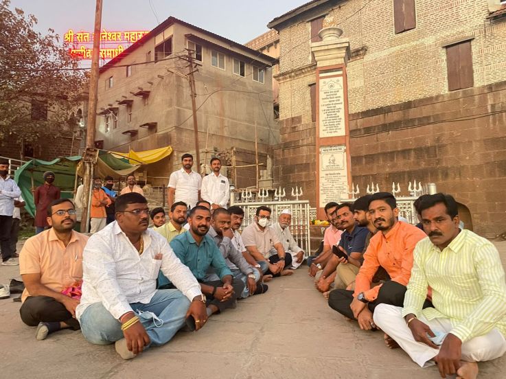 “त्यांची नाराजी अनेक युवा कार्यकर्त्यांनी माझ्यापर्यंत पोहचवली. ज्यांच्या भावना दुखावल्या गेल्या त्यांच्याबद्दल मी नक्कीच दिलगिरी व्यक्त करतो.”