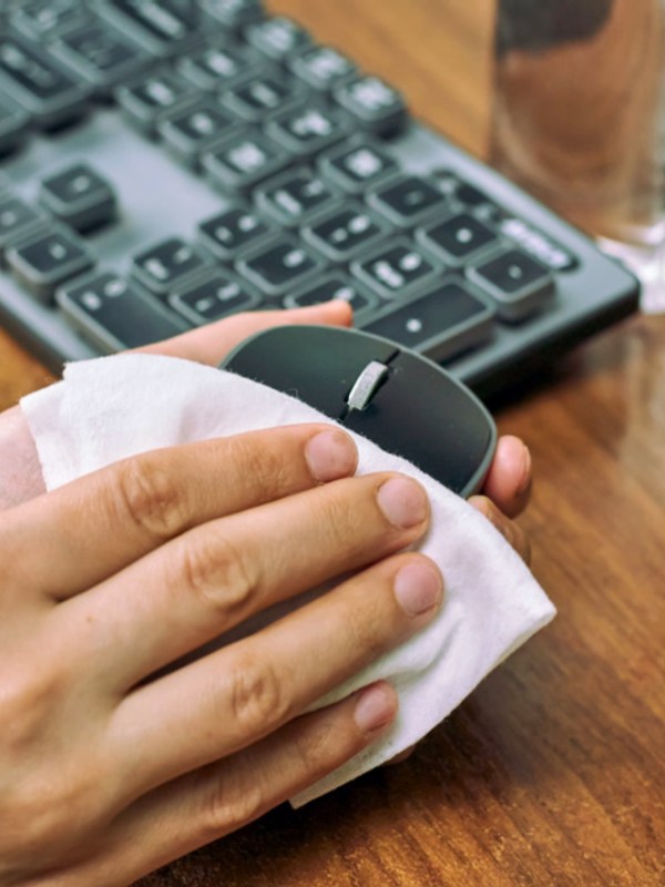 Computer Mouse Cleaning