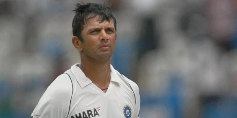 Birthday Special When Rahul Dravid slams Raina for wrong choice of clothes reviles Suresh Rainas Book