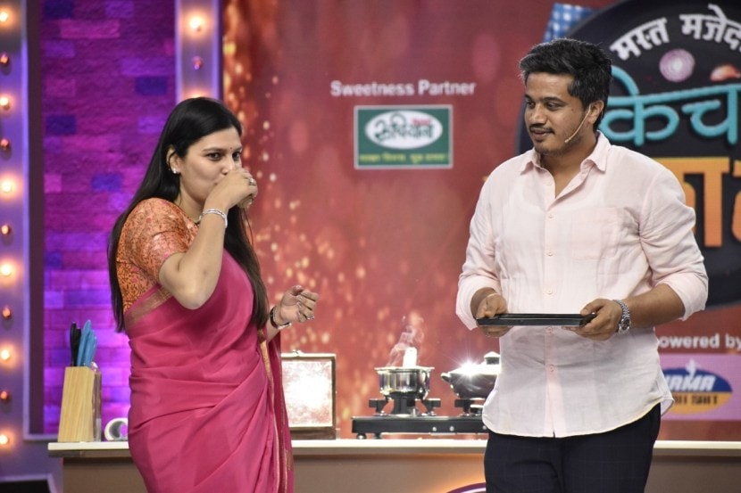 Kitchen Kalakar Rohit Pawar Pankaja Munde Praniti Shinde