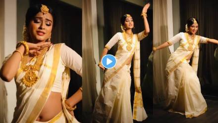 Air-Hostess-Aayat