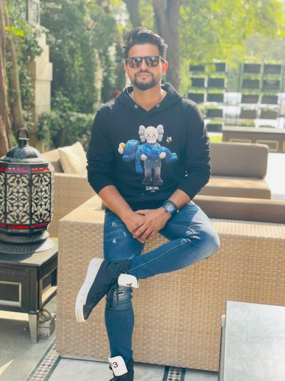 Birthday Special When Rahul Dravid slams Raina for wrong choice of clothes reviles Suresh Rainas Book