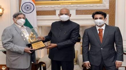 adar poonawalla reaction after the announcement of Padma Bhushan award to cyrus poonawalla adar poonawalla reaction after the announcement of Padma Bhushan award to cyrus poonawalla