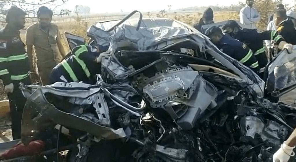 mumbai pune accident