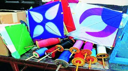पतंगांसाठी नायलॉन मांजा न वापरण्याची विद्यार्थ्यांची प्रतिज्ञा