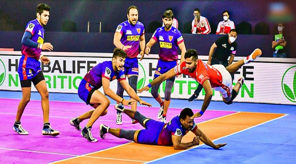 PKL Dabang Delhi K.C vs Gujarat Giants Latest Score
