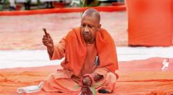 “पराभवानंतर भाजपा विचारणारही नाही म्हणून..”; मुख्यमंत्र्यांसाठी सपा नेत्याने बुक केले विमानाचे तिकीट