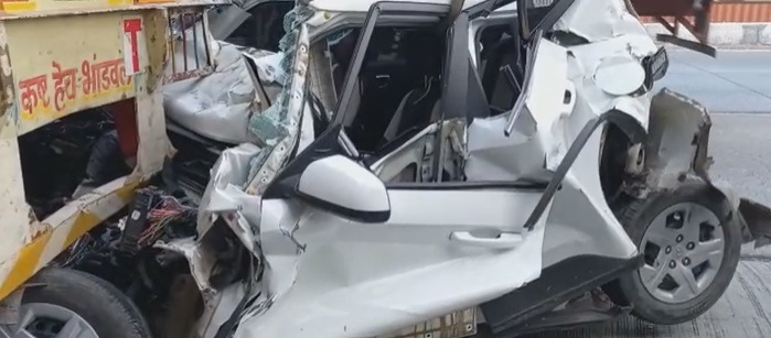 mumbai pune expressway 4 died in car accident