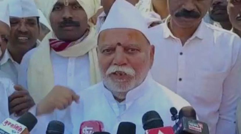 तसंच ते समाज प्रबोधनकारही आहेत.
